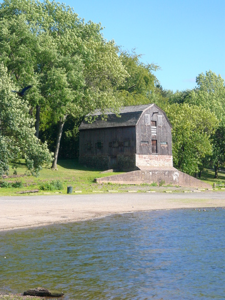 Wethersfield, CT : Barn in Old Wethersfield