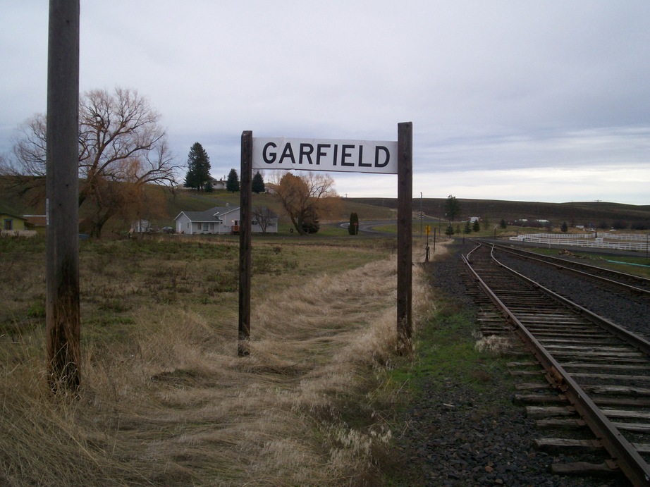 Garfield, WA Garfield Railroad Sign photo, picture, image (Washington) at
