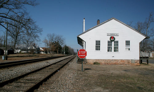 Ellenboro, NC: The old train station in downtown Ellenboro