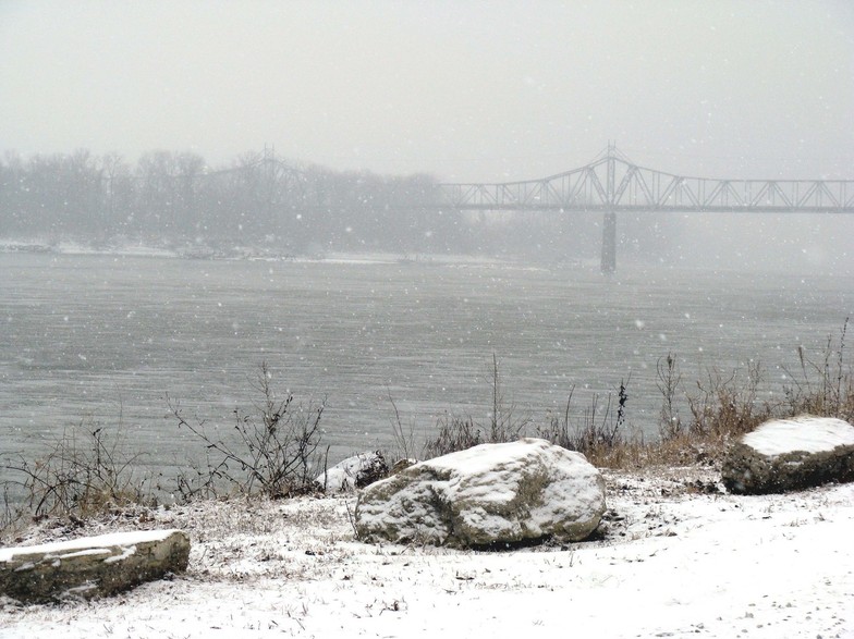 Washington, MO: Bridge in Snow