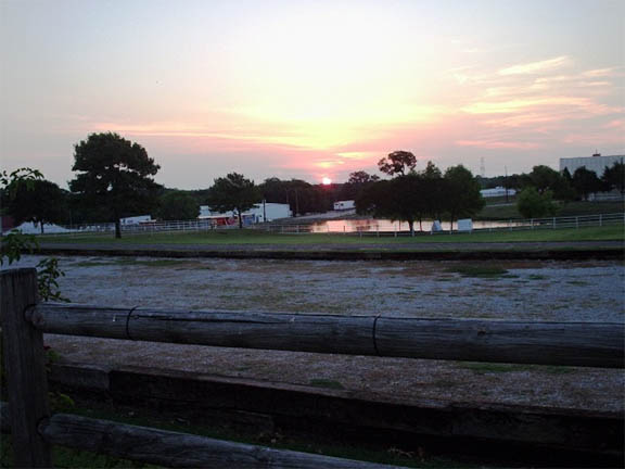 Richardson, TX : Sunrise at Lookout Park