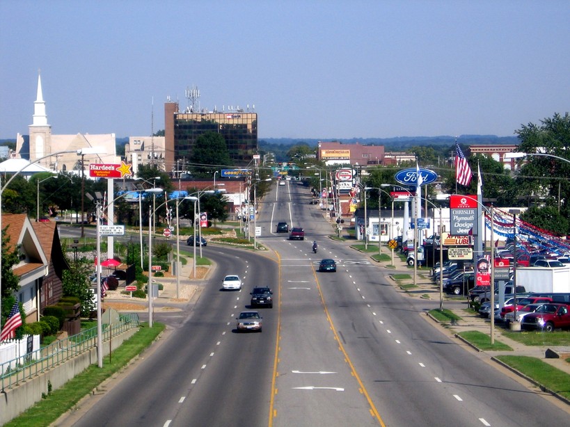 Mount Vernon, IL: Downtown Mt. Vernon from West Broadway