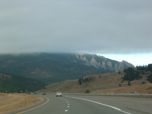 Bozeman, MT : overcast sky just east of Bozeman on I-90