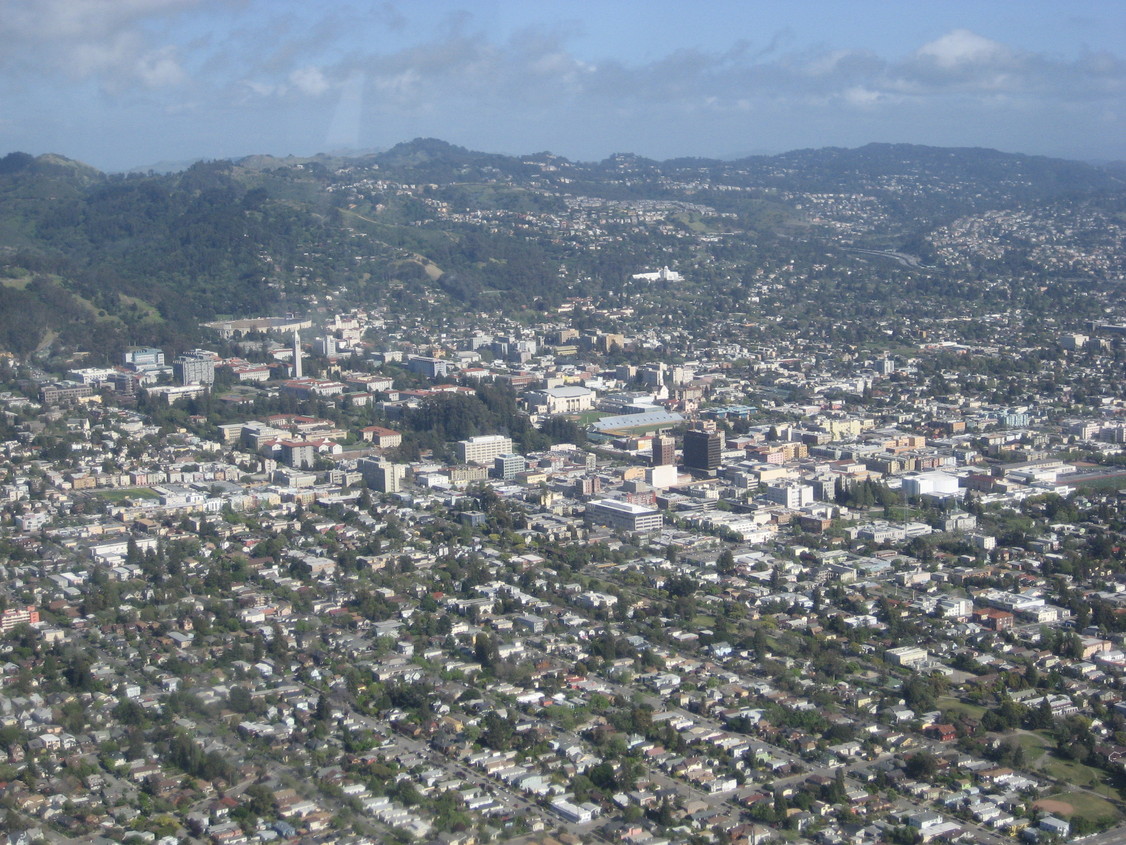 Berkeley, CA: City and hills from the north west.