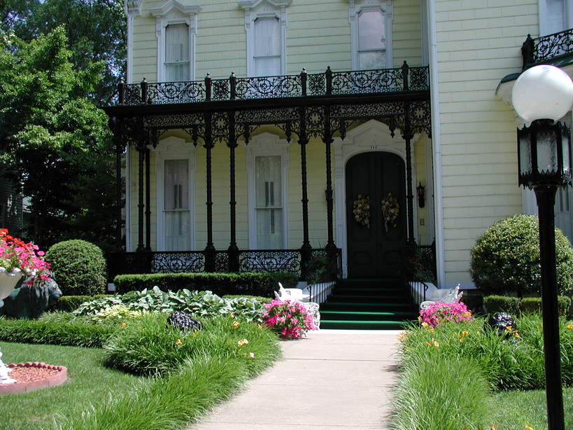 New Albany, IN: Historic Home In New Albany