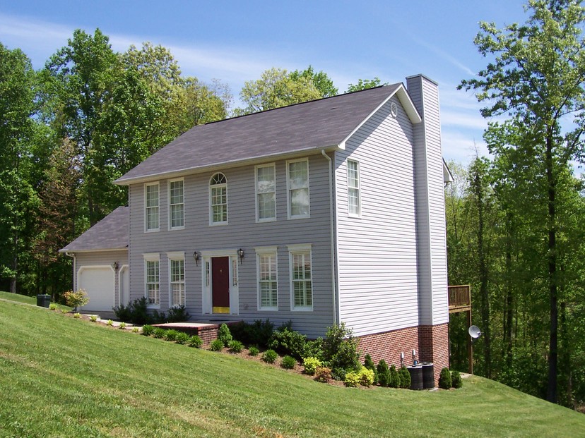 Gate City, VA : Moccasin Hills subdivision