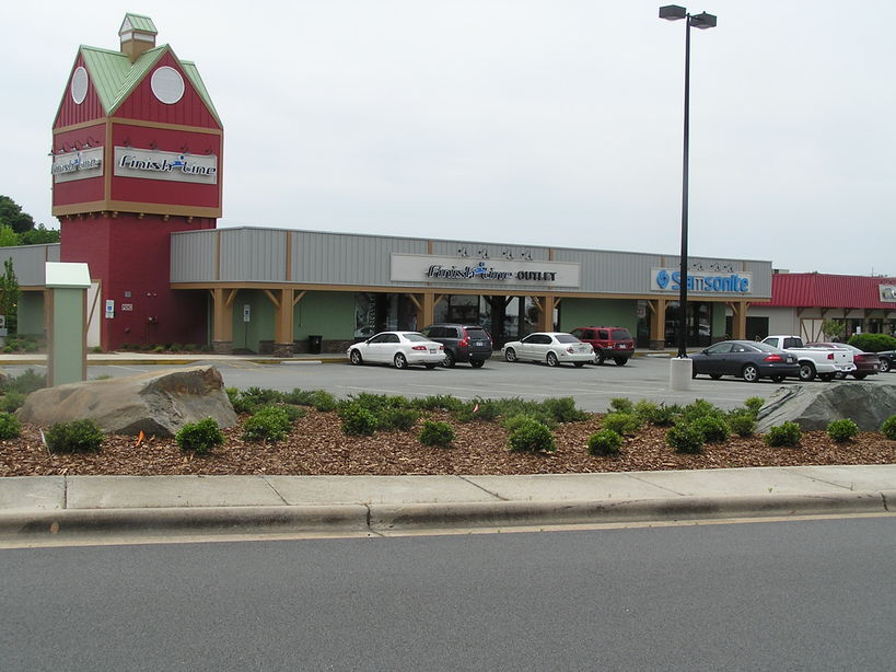 Burlington, NC: Burlington Outlet Village