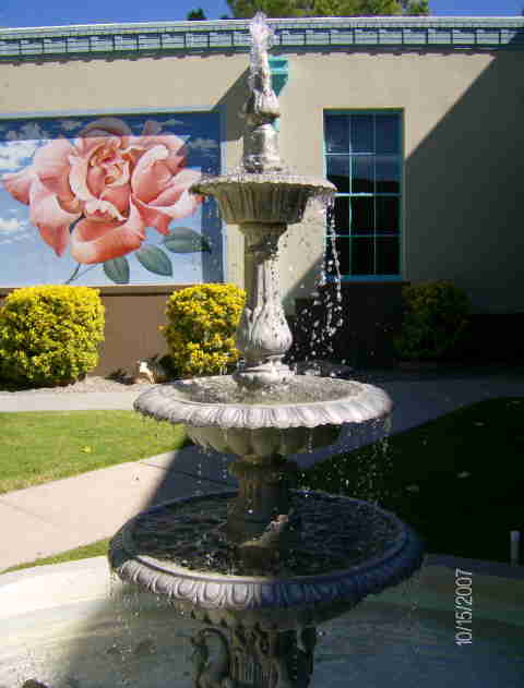 Truth or Consequences, NM : Senior Center Fountain