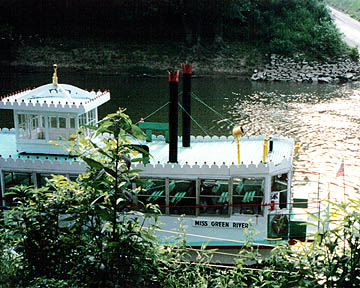 Cave City, KY: Green River Paddleboat