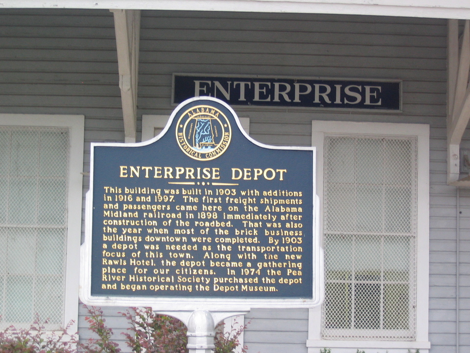 Enterprise, AL: Enterprise AL Depot Museum