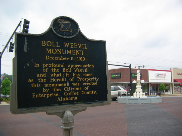 Enterprise, AL: Enterprise AL Boll Weevil Monument