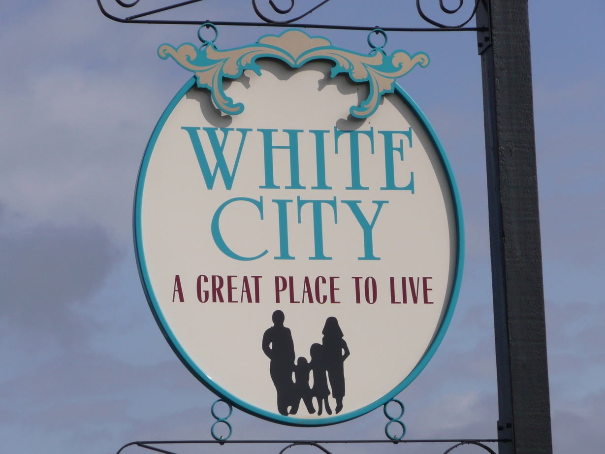 White City, OR: Welcome to White City Oregon Proud past promising future