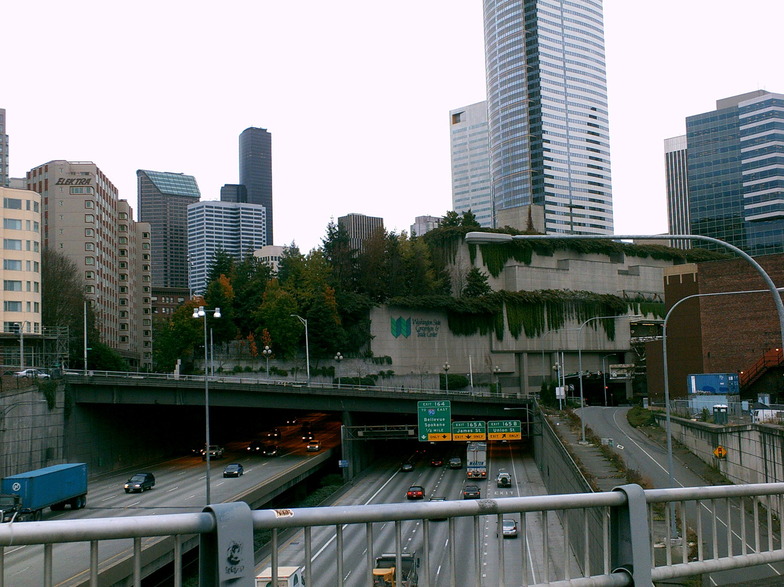 Seattle, WA: Freeway and downtown Seattle