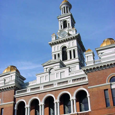 Sevierville, TN : Sevierville County Courthouse located on Main Sreet - Sevierville,Tn.