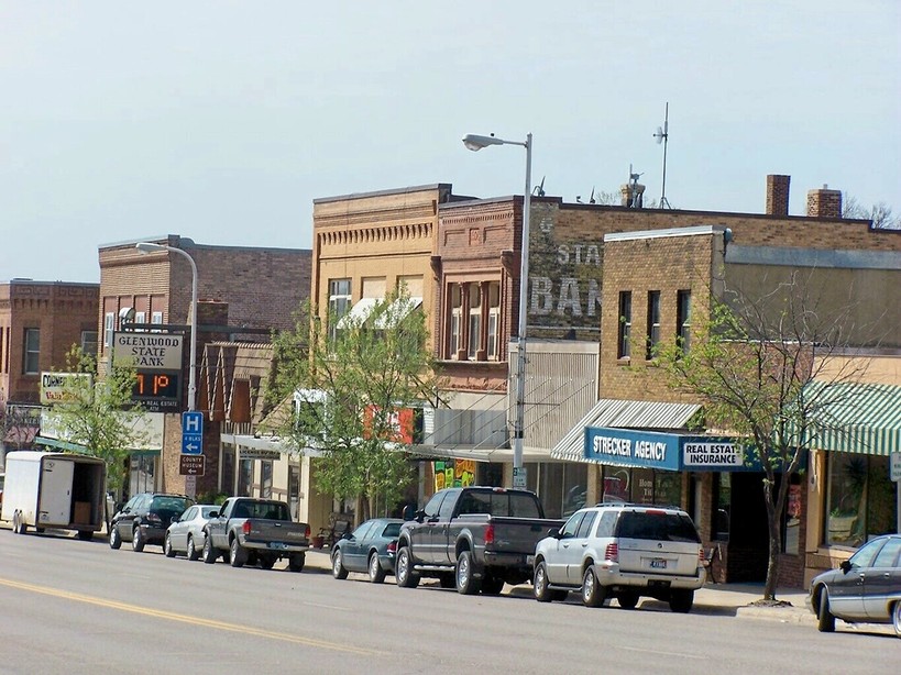 Glenwood, MN : Beautiful Downtown Glenwood, Minnesota photo, picture