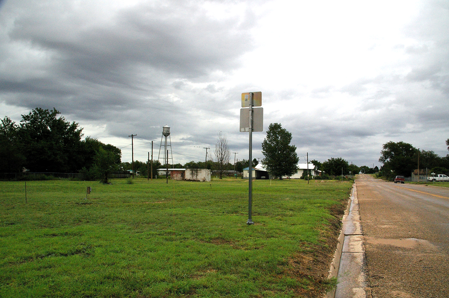 Lefors, TX : ENTERING LEFORS. The small town is situated along the