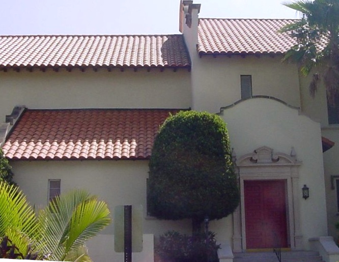Bradenton, FL : Historical view of church (Episcopal) near downtown Bradenton.