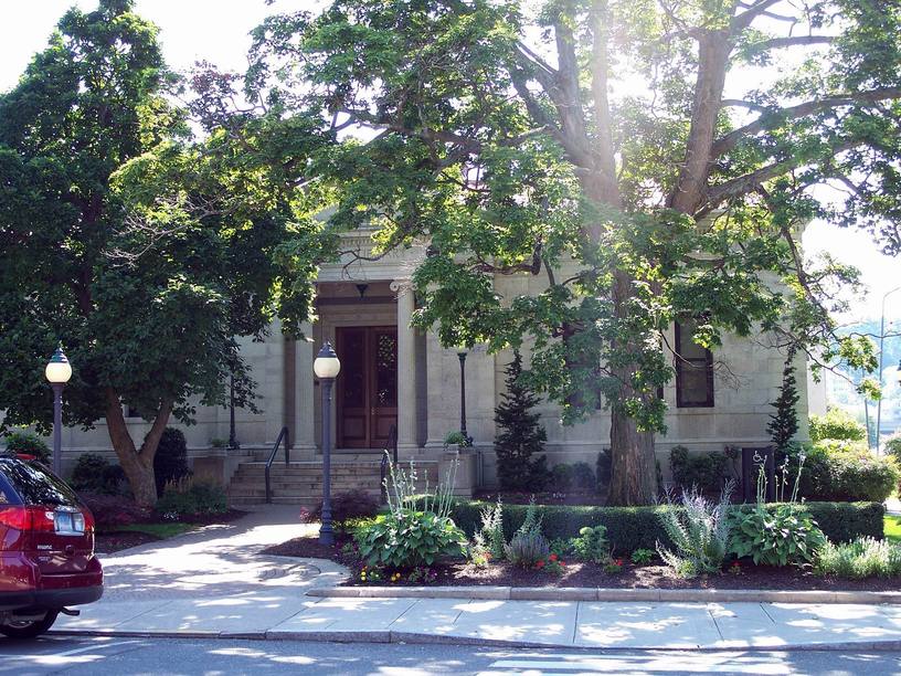 Naugatuck, CT : Howard Whittmore Memorial Library