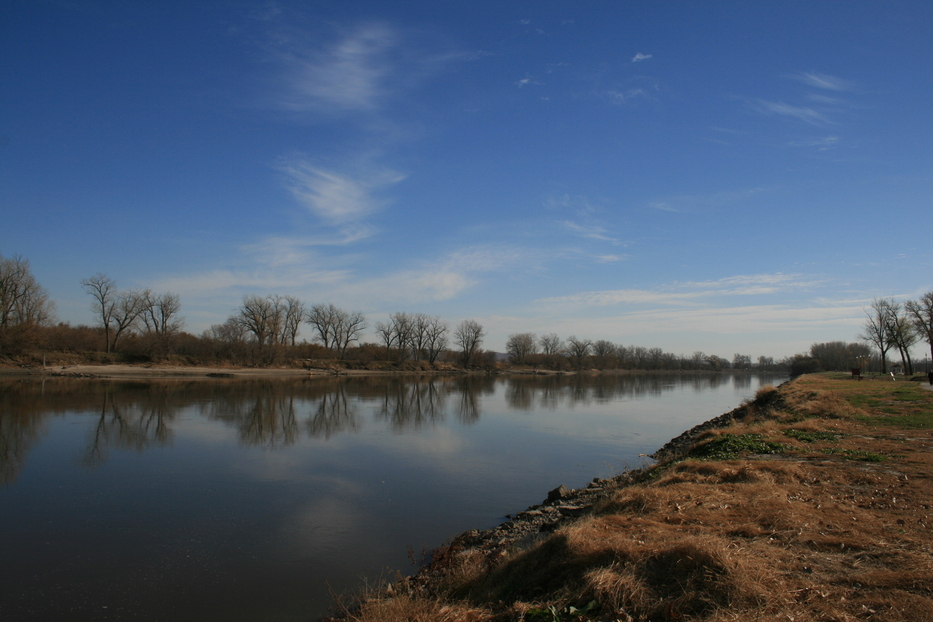 Bellevue, NE: Missouri River in Hayworth Park