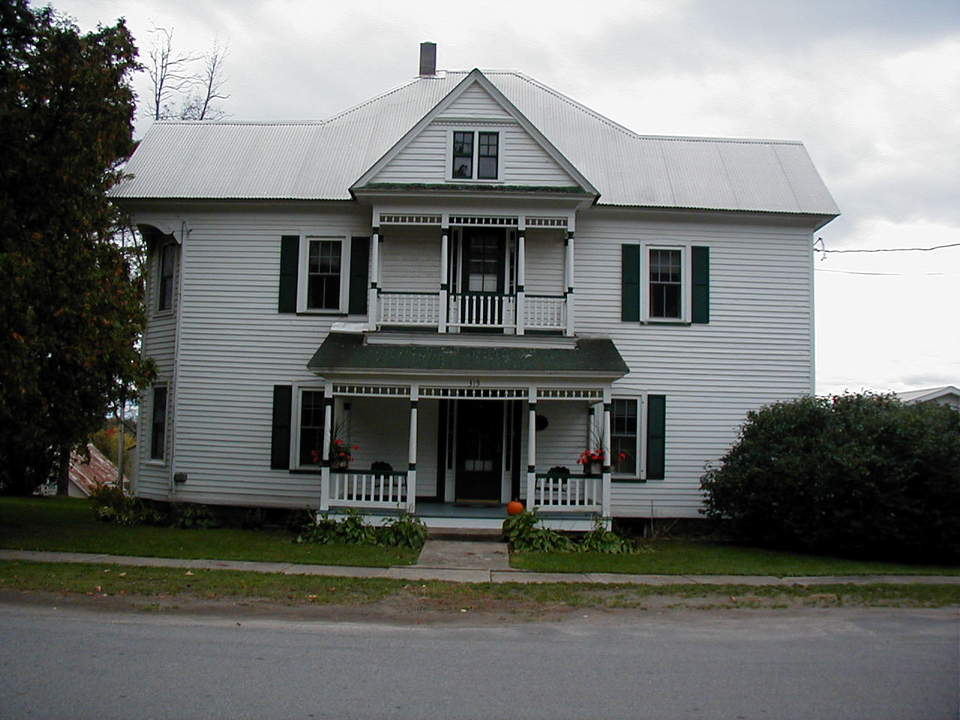 Morristown, NY: Build in the 1874, one of the lovely homes in this beautiful town