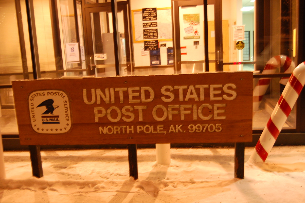 north-pole-ak-north-pole-alaska-post-office-in-december-free-download