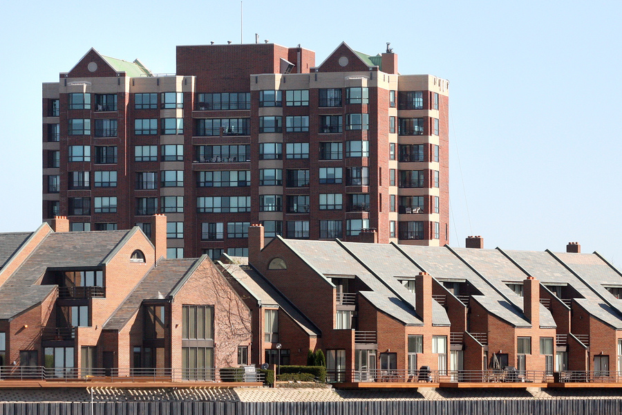 Buffalo, NY: Admiral's Walk housing