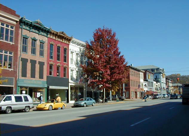 Madison, IN: Madison Main Street in the Fall