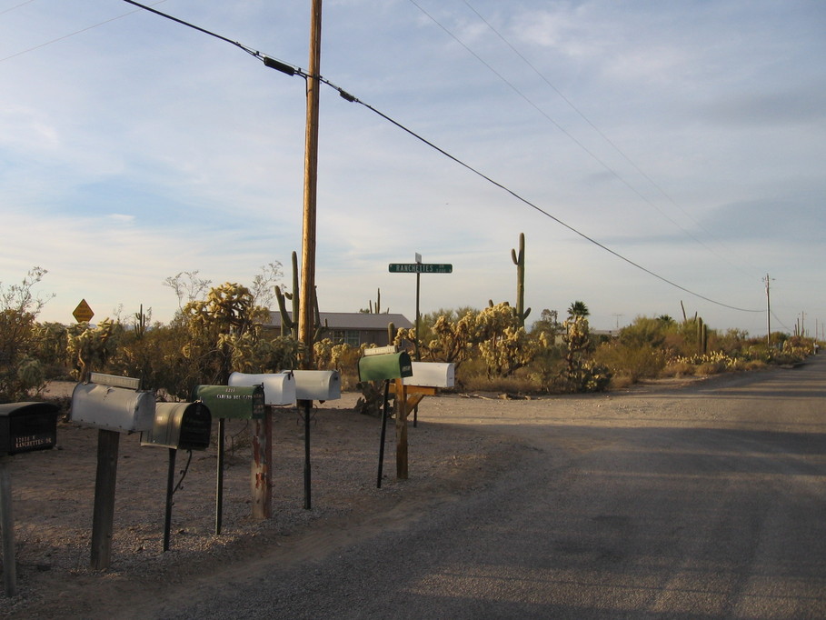 Picture Rocks, AZ: mailboxes