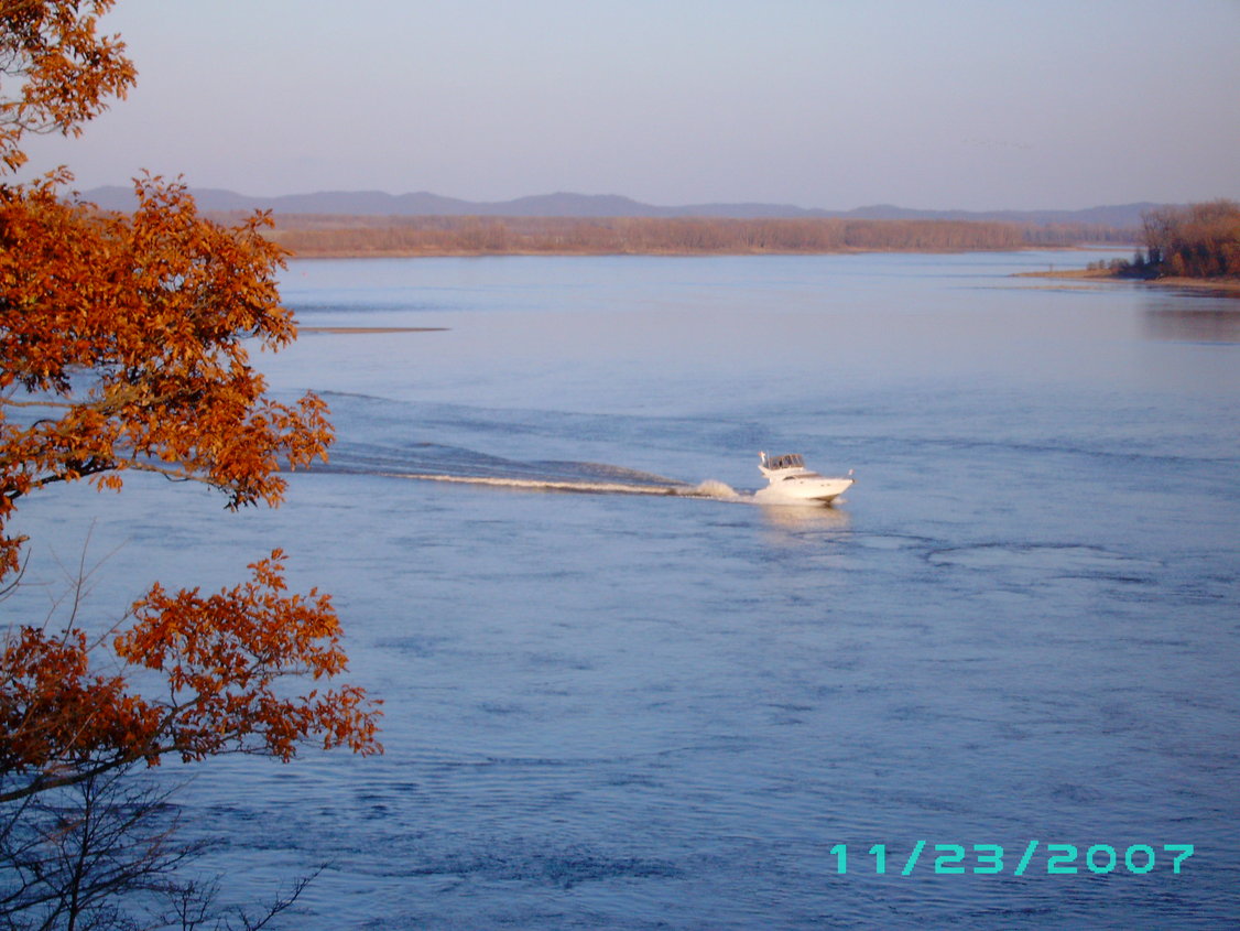 Cape Girardeau, MO: Mississippi River from Cape Rock