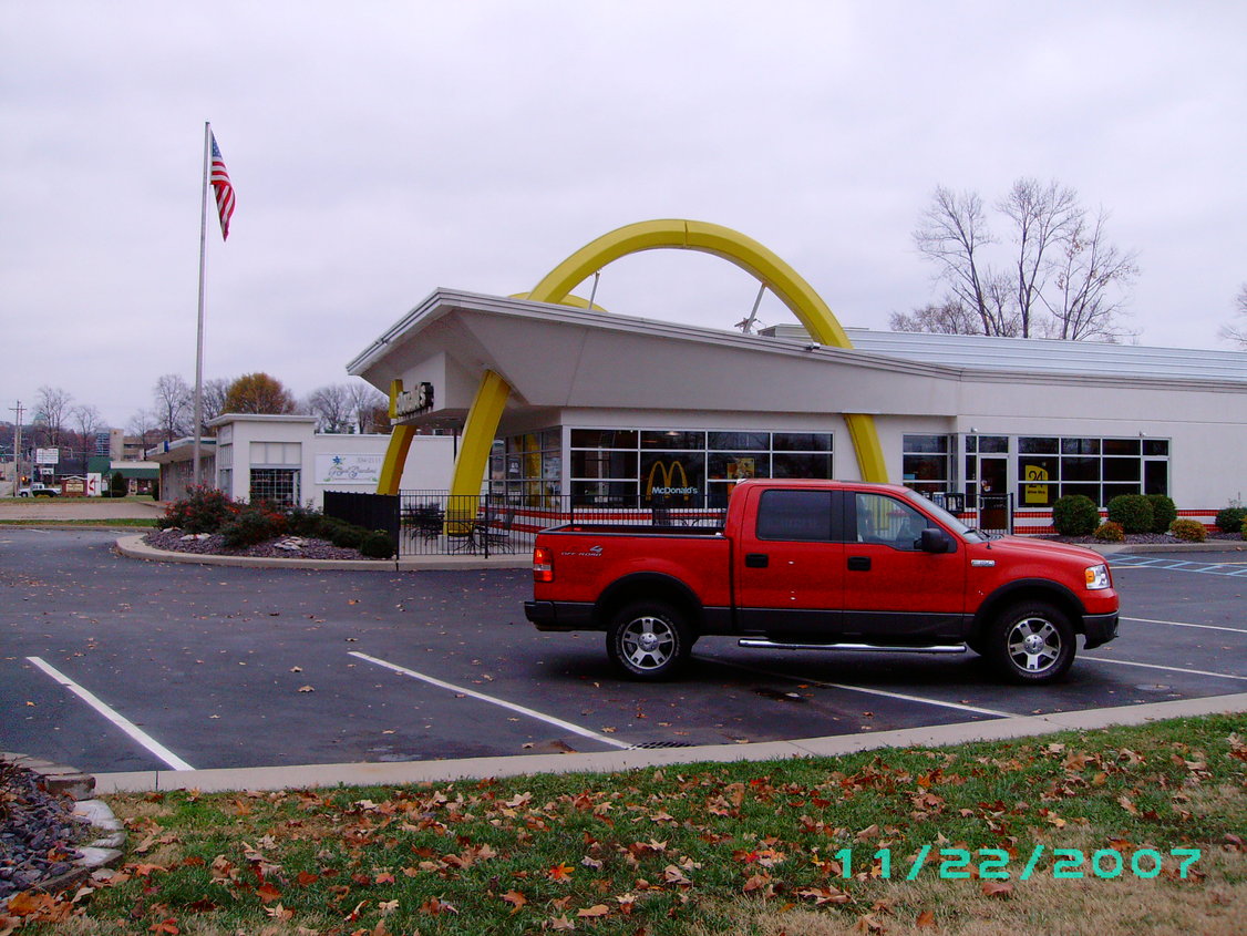 Cape Girardeau, MO: McDonalds on Broadway