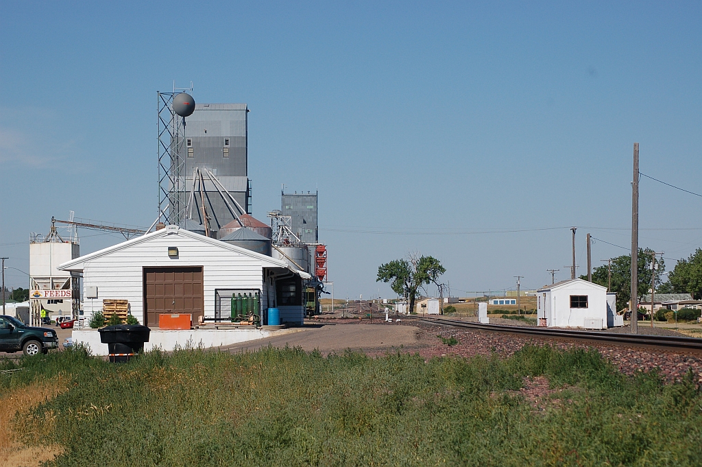 Chester, MT BNSF Mainline Tracks looking West photo, picture, image (Montana) at