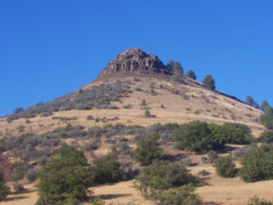 Hornbrook, CA Hornpeak photo, picture, image (California) at city