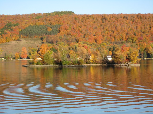 DeRuyter, NY : Fall lake pic3