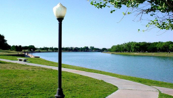 Carlsbad, NM : Lake Carlsbad in the Summer