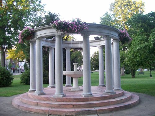 Gallipolis, OH : Kerr Memorial