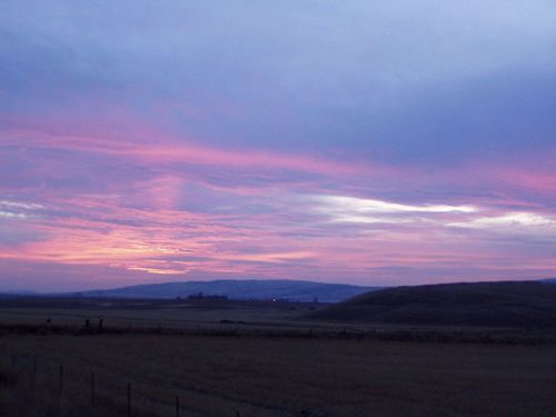 Goldendale, WA : Sunrise east of Goldendale