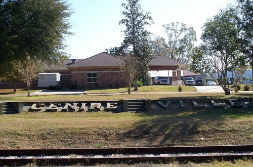 Centreville, MS : A picture of Centreville, MS park, railroad, and Renal Care Group dialysis clinic
