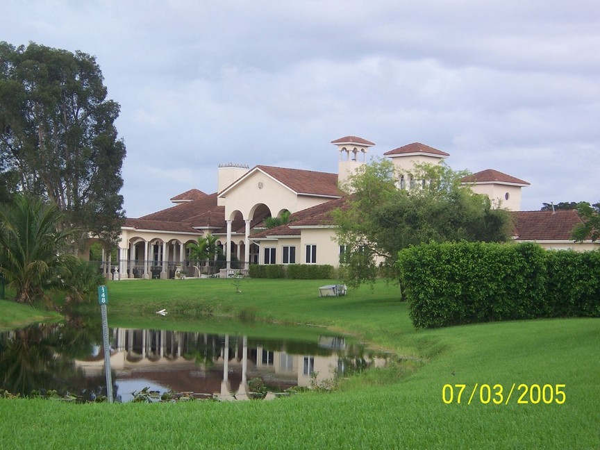 Weston, FL : Weston Mansion 1
