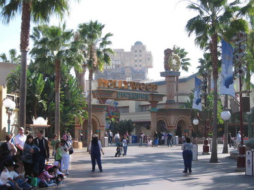Anaheim, CA : 