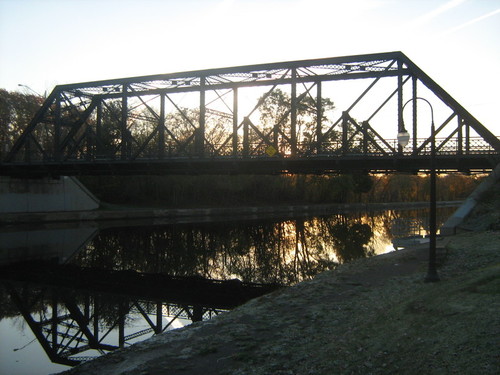 Medina, NY: Glenwood Ave. bridge over the Erie Canal November 1, 2008 at dawn