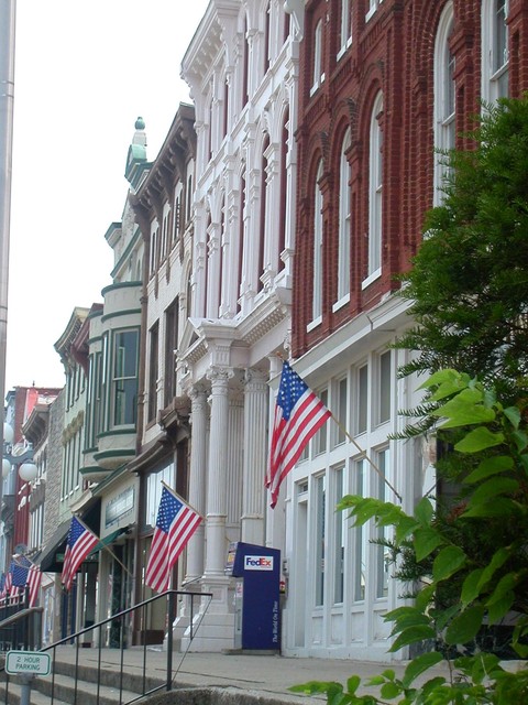 Winchester, KY: Flags on Main Street