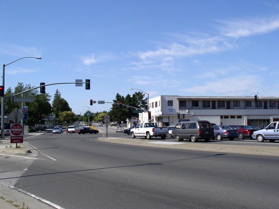 East Palo Alto, CA: Main Entrance to East Palo Alto From 101 Freeway or from Palo Alto