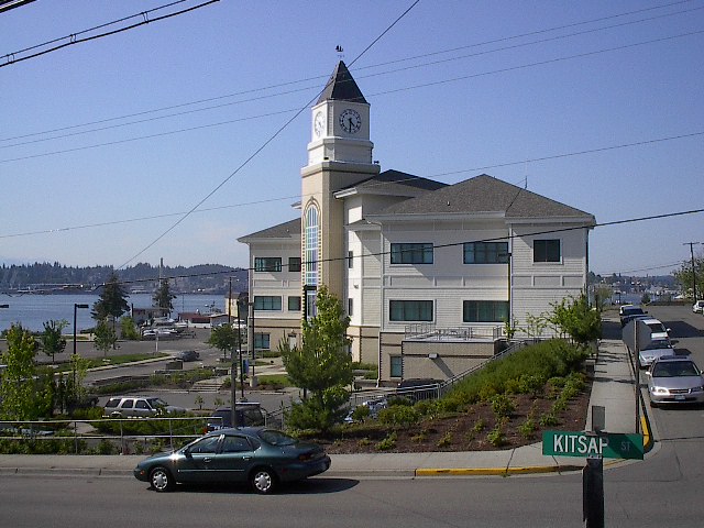 Port Orchard, WA: City Hall
