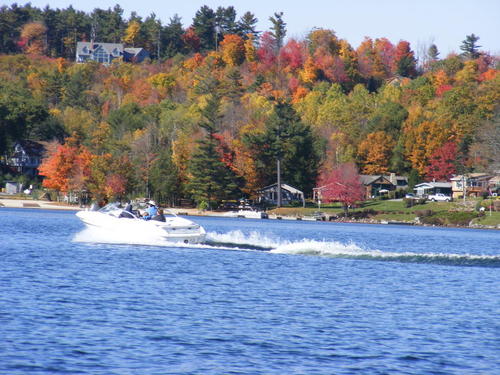 Sunapee, NH : A wonderous fall day in Sunapee