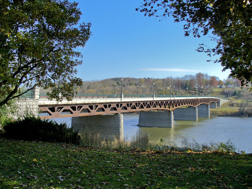 Owego, NY: Bridge that connects Owego with interstate 86/ route 17.