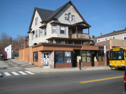 New Britain, CT : store