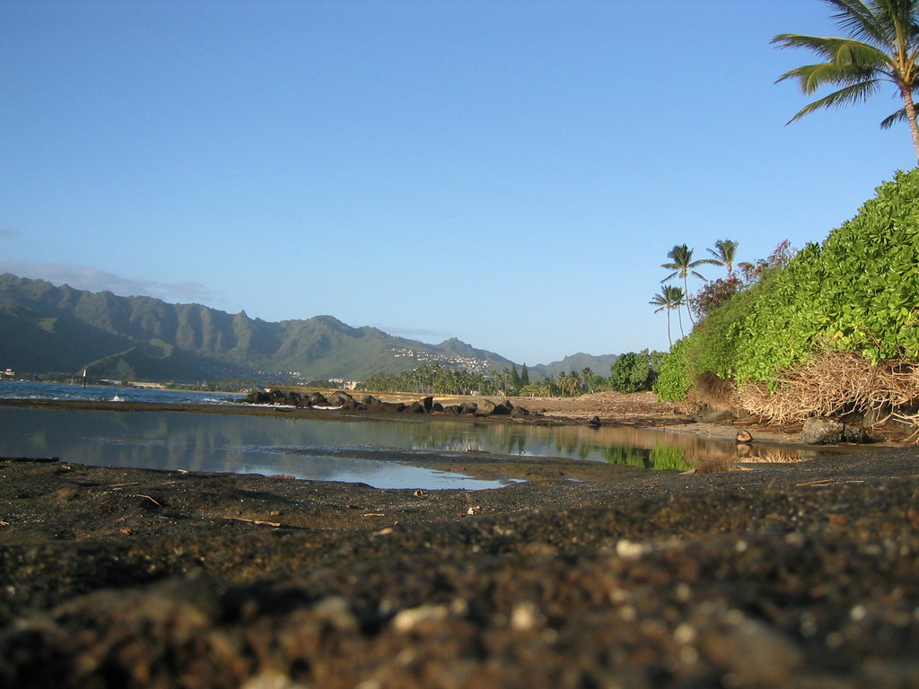 Honolulu, HI Moanalua Bay, Honolulu photo, picture, image (Hawaii) at