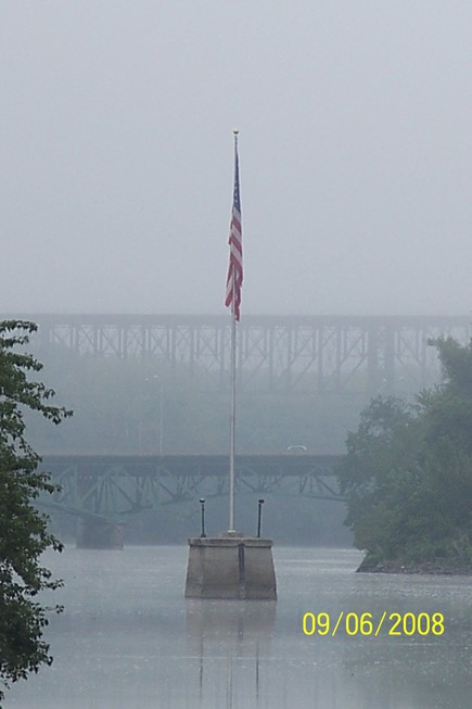 Fort Dodge, IA: River Flag