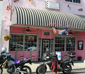 Etowah, TN : Talk of the Town