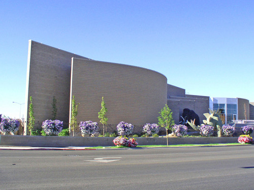Vernal, UT : Vernal in Bloom